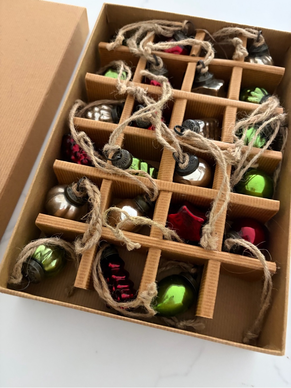 POTTERY BARN MERCURY GLASS SET OF 23 ORNAMENTS NEW IN BOX Red Green Silver